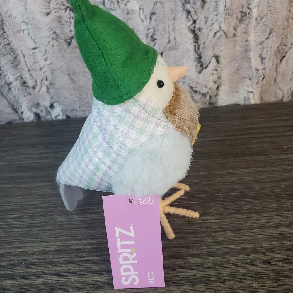 2023 Target Spritz Easter Spring Fabric Bird Bud Featherly Friends Gnome
